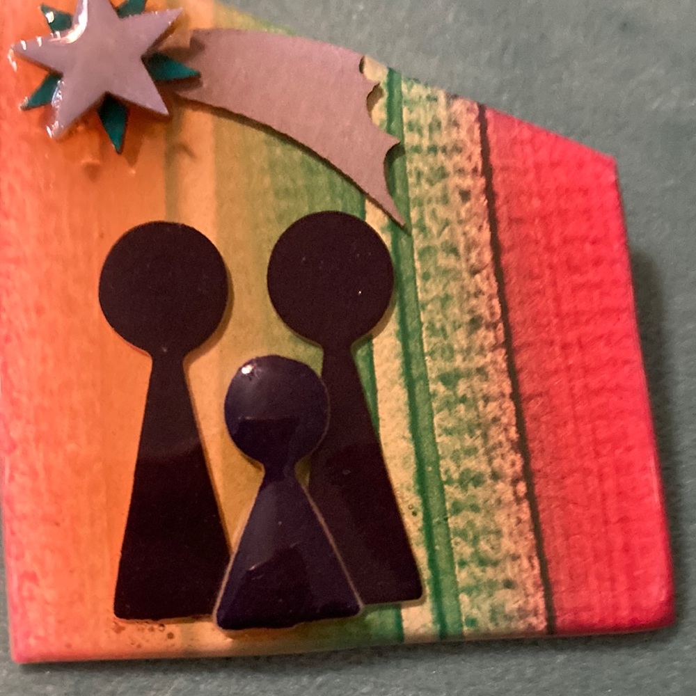 Lucinda People pin